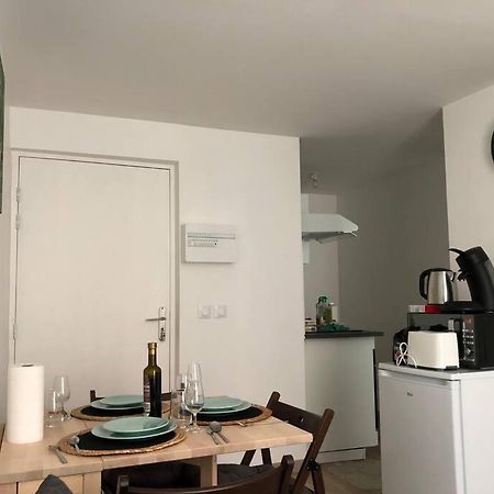 Superbe Appartement Meuble Refait A Neuf Tricastin Pierrelatte Kültér fotó