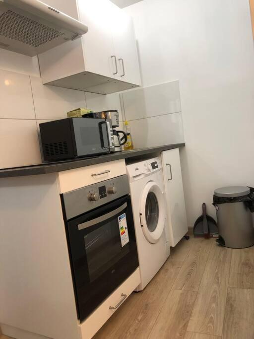 Superbe Appartement Meuble Refait A Neuf Tricastin Pierrelatte Kültér fotó