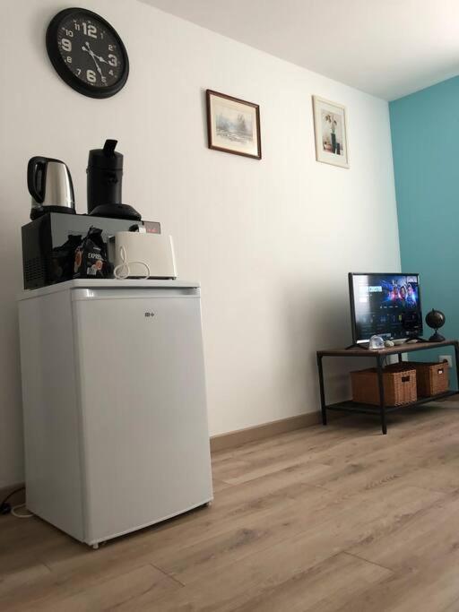 Superbe Appartement Meuble Refait A Neuf Tricastin Pierrelatte Kültér fotó